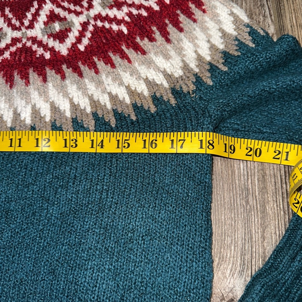 American Eagle Fair Isle Teal Tan Red Knit Sweater Mock Neck Long Sleeve Small - Picture 7 of 9